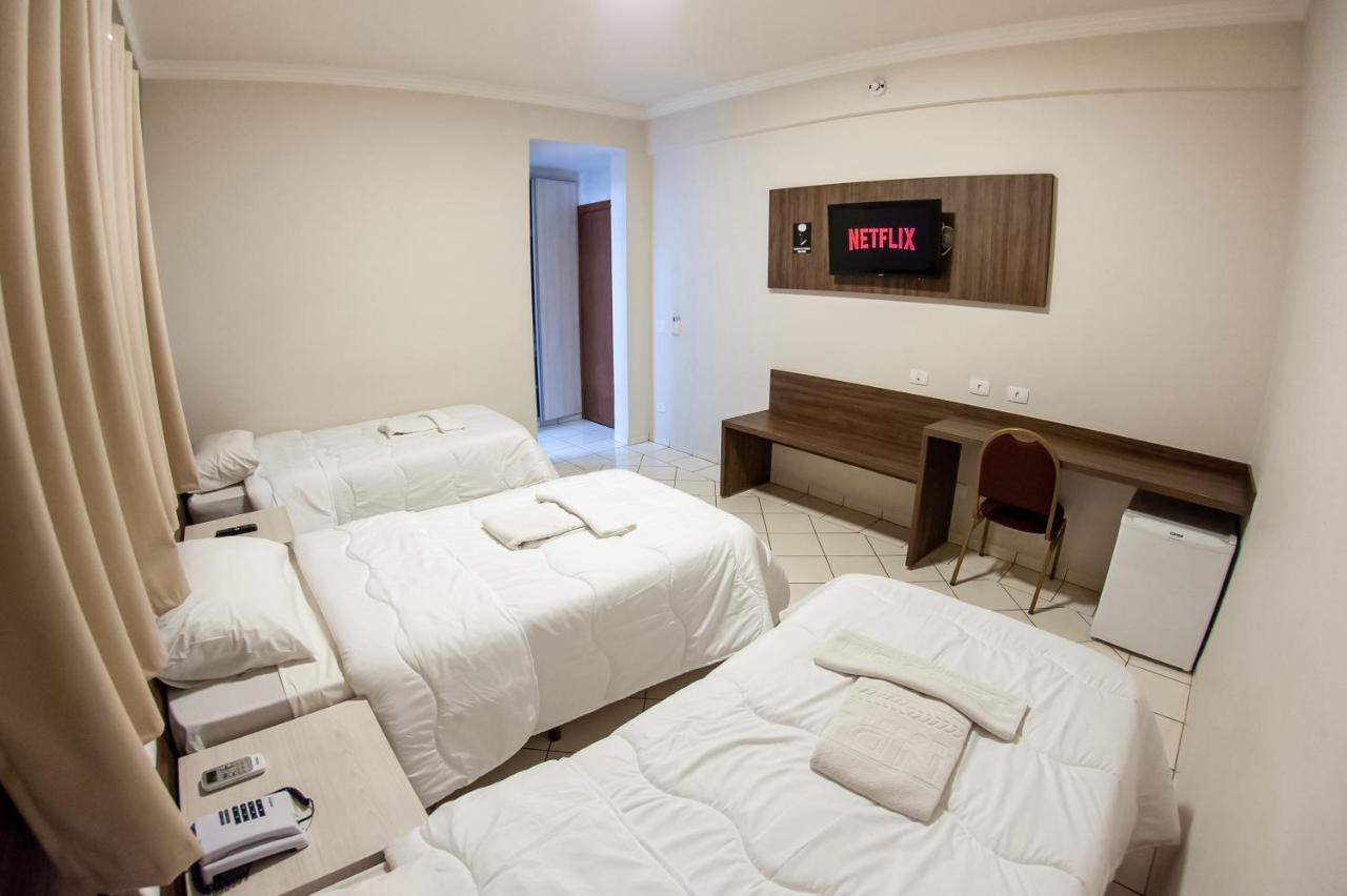 London Hotel 론드리나 객실 사진