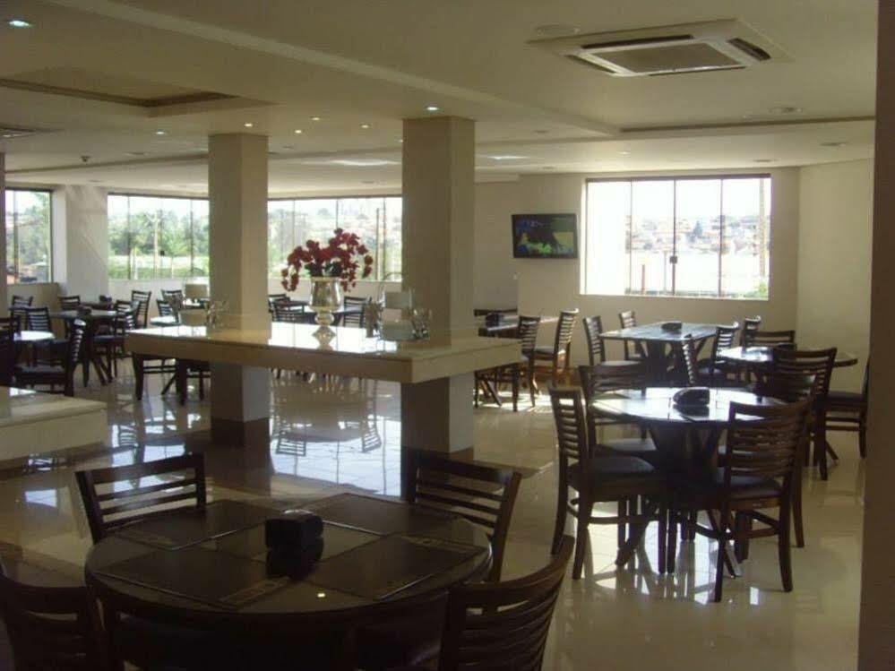 London Hotel 론드리나 외부 사진